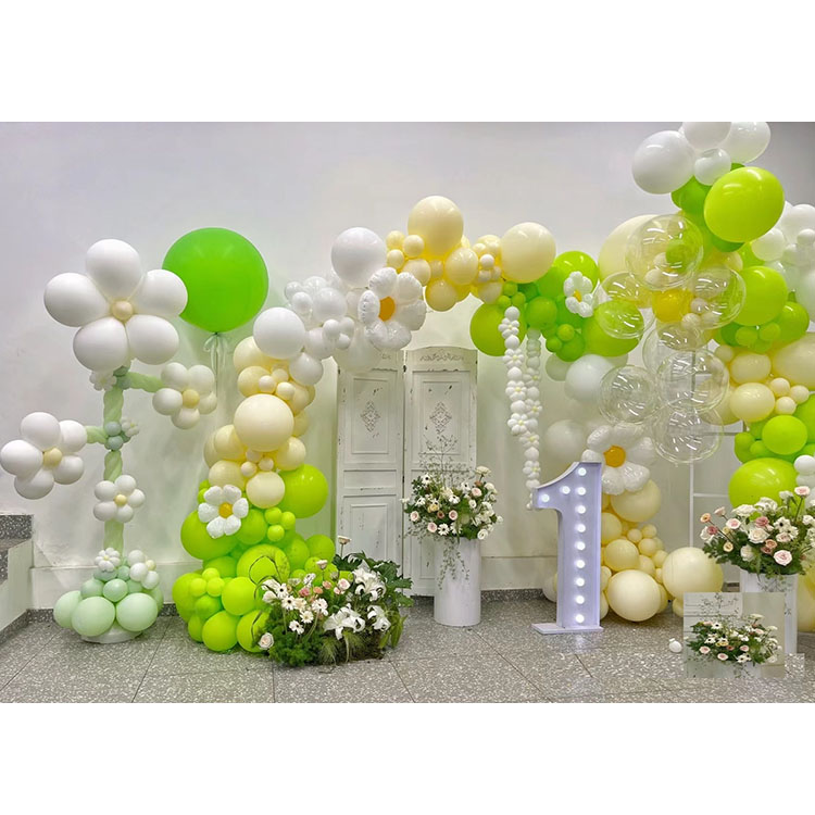 Lille Daisy Balloon Garland Arch Kit